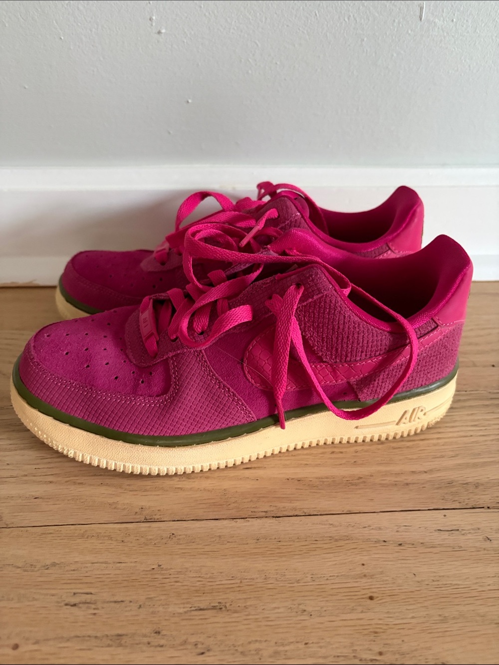 Nike Air Force 1 Pink